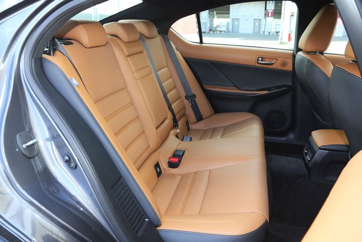 NTX V^uISṽtgV[gƃAV[g