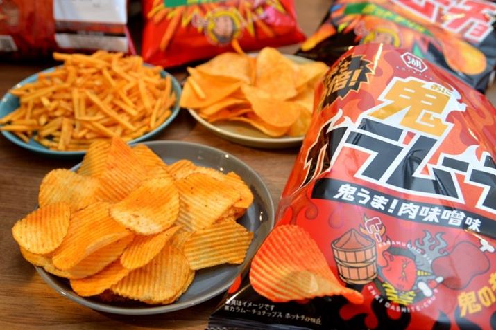 ߋɂ́uJ[ Zr[tύXOݎdāvȂǂoĂA`W_ȌΒrB̓WJɂڂł