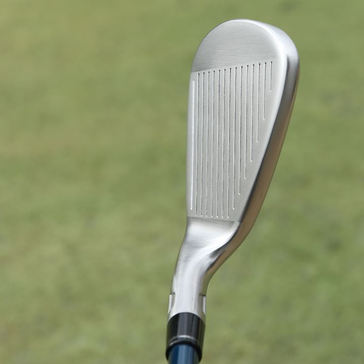 SIM2 MAX OS ACAE#9<br>wbh̑`MAXACAƂقړłAwbhTCY^AS̍ɂȂĂ܂