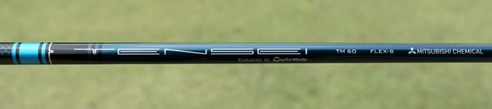 Vtg͎OHP~JuTENSEI BLUE TM60J[{vƁAKBSuMAX MT85 JPX`[vdlƂăCAbvĂ܂BTENSEIJ[{͂Ƃɂyɔ΂St@[ɁAMAXX`[͂ق̃NuƂ̂Ȃl錋ʏd̃St@[ɂ߂ł