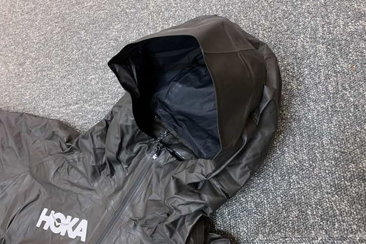 ւ̃tBbgɂAELt[h𑕔BԂ̎gpłXgXȂ