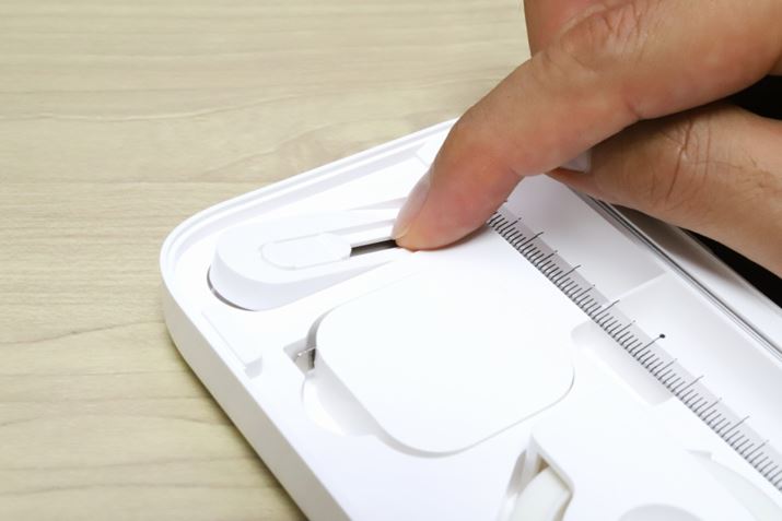 [ɒiĂ̂ŁAo͒[ނƕオ܂