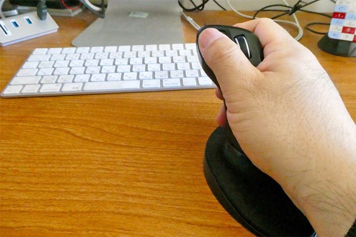 uMA-ERGBT20v̏ꍇ́A̍bOĂ邽߁AЂ˂镉Sy܂Bۂɂ͐^ł͂Ȃ⍶ɌXԂň̂łǍXQ̃tBbg𐶂ݏoĂĂ܂