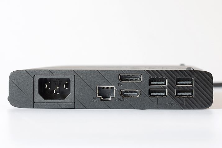 LxȊOC^[tFCXĂA|[gvP[^[̂悤Ɏĝ֗