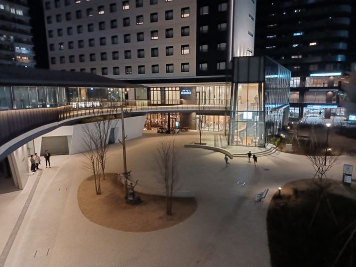 ̊X莝ŎBeBiƂĂ͖邭ʂĂBwiɈڂr̔ǂ̕ŃmCYn߂Ă̂́ASzꂽԂ͗}Ă