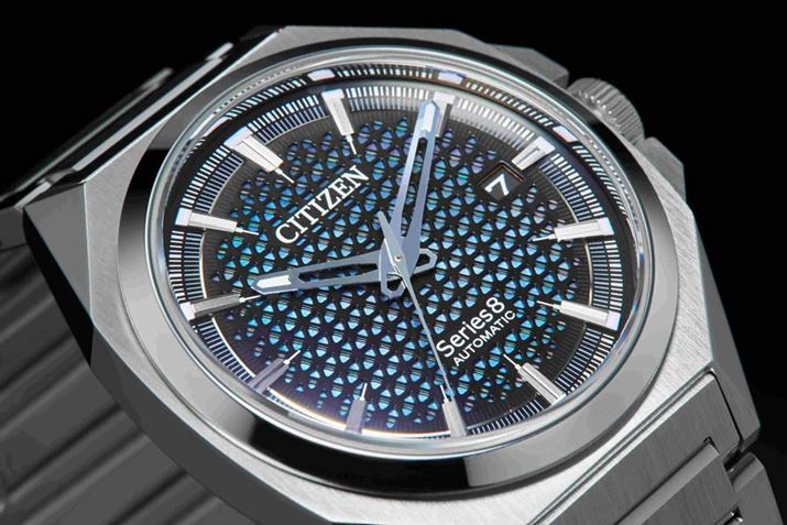 uCal.0950v𓋍ڂuV[Y8 830MechanicalvBiq̋ƔL̑gݍ킹N₩ȃfBՂ3w\̗pĂAŉw̋Ղ̏ LzuAɊiq̋ƃCfbNXd˂邱ƂŁA@ׂ̊̂郂fɎdオĂ