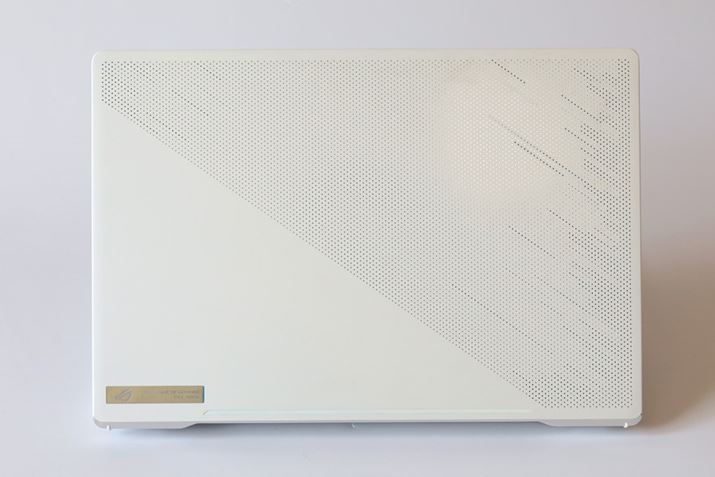 A~jECNCtCXH{ꂽVBEɂ8279̃hbg{ĂBhbg̉ɂ̓vYtB\ĂAƓFɃLLƌ