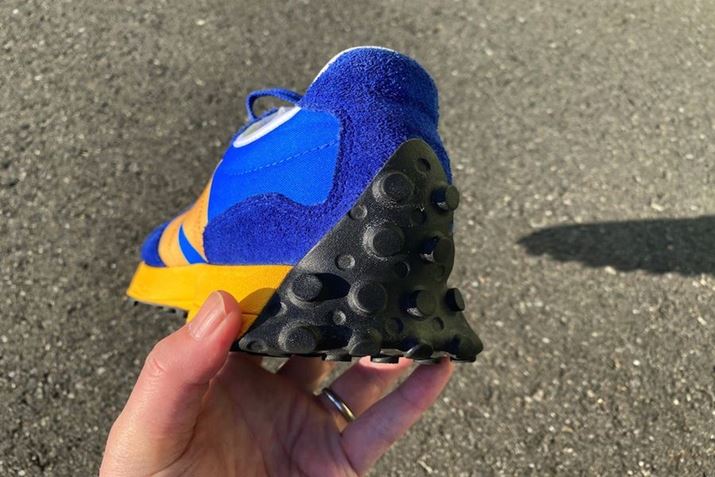 q[́AMbhȃAEg\[グAu355v̓IfUC𓥏P