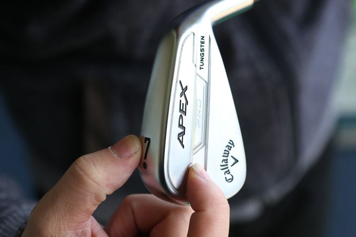 ̃\[𒆋ɂAɃ^OXeꂽƂŒdSɎdグĂ܂