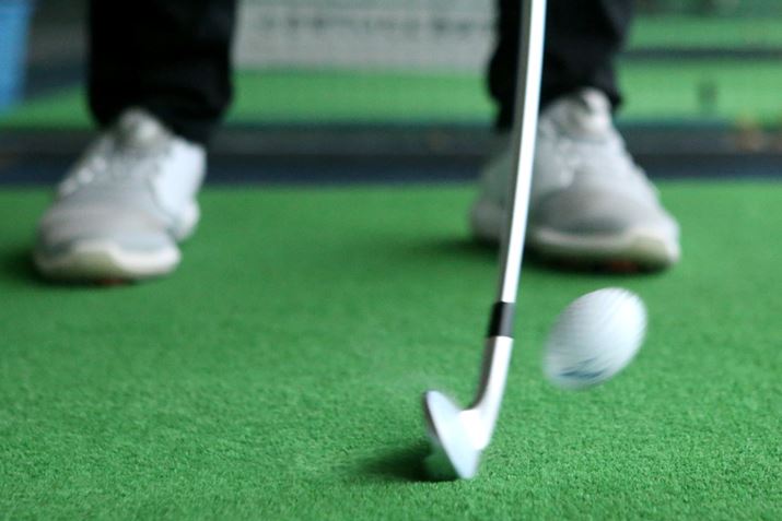 Ŋ͌y₩ɂ͂GBd͂ȂAtF[X̂ǂ̂ւőł̏Ɠ`Ă܂ˁBSb}bXobN̏dŊDȕɂ́AƕȂƊĂ܂cc