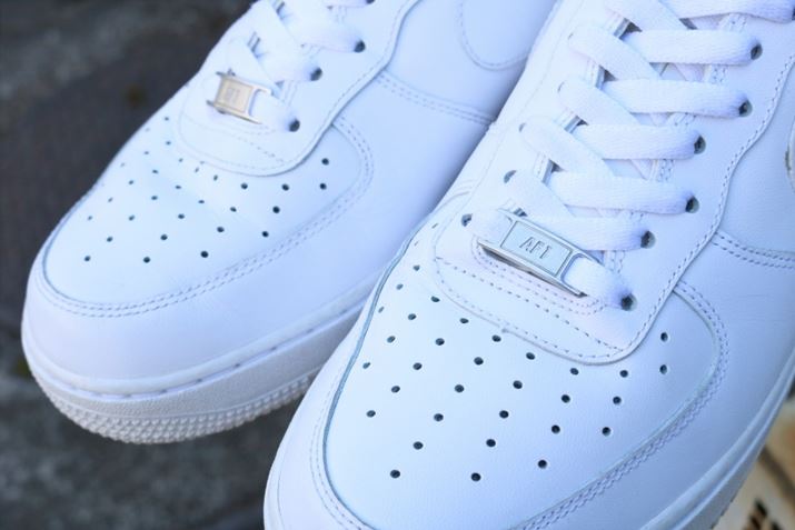 yʐ^zbɕːɎ{Ă̂AV[Y̒ʋCmۂ邽߂̃x`[Vz[Byʐ^zV[[Xɑꂽv[ǵAJ[ƂɕWĂA肰ȂNXȃANZgY