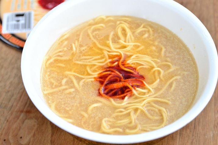 ˂̐F́Auꗖ Ƃ񂱂v̂قÂ߂łAX[vuꗖ Ƃ񂱂v̂قZ܂Bu`̂v́AuhĂ̂An₷