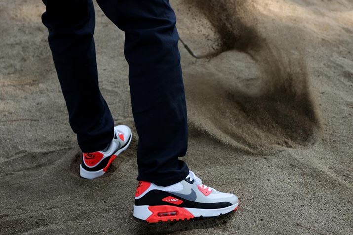 oJ[VbgȂBzgɁAXpCNXƂ͎v܂łBAAhXɃV[YɃOOߍނ̂ɂ͐SIȒR܂B́AĆcc