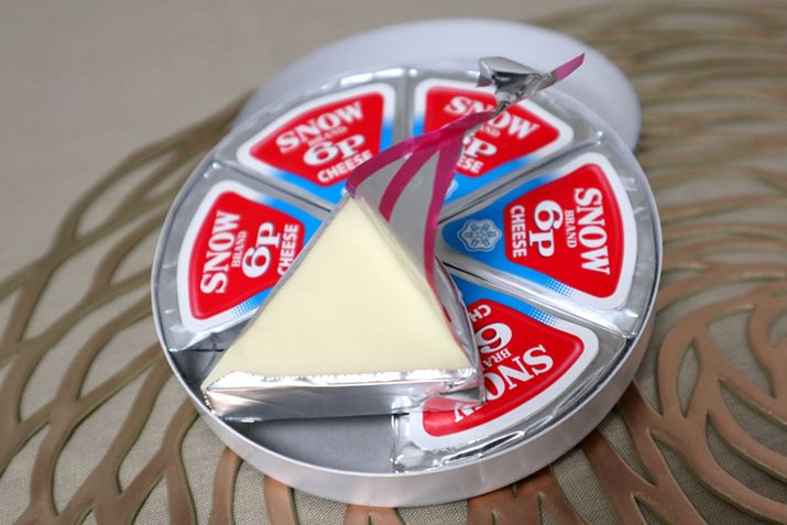 Ȃ݂6P`[YłB̂܂ܐHׂĂVvȖłAɂƂǂȂ̂ł傤ccH