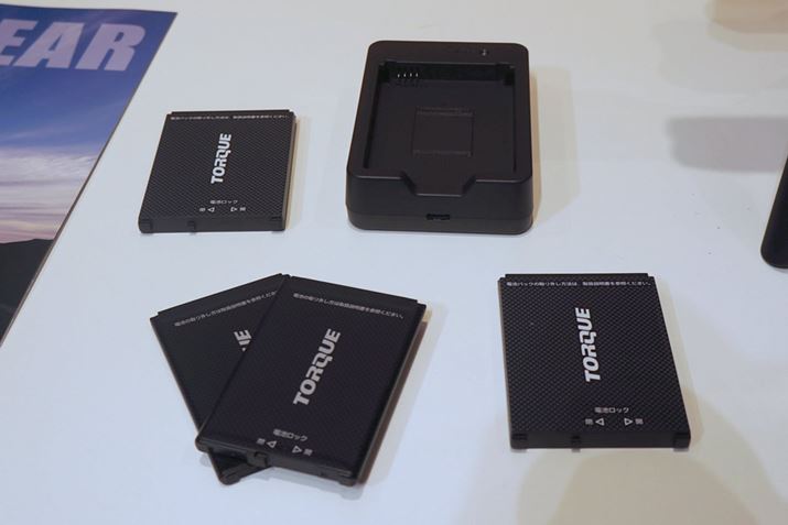 E\ȃobe[pbN̗pBobe[pbNƊO[d̓IvVƂčwł