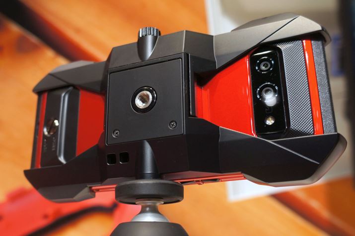 IvVƂȂ{@ṕuOrlWΉ}`z_[vBʂɃ{^̑{@́Aėpip݌ṽz_[̂قg肪悢