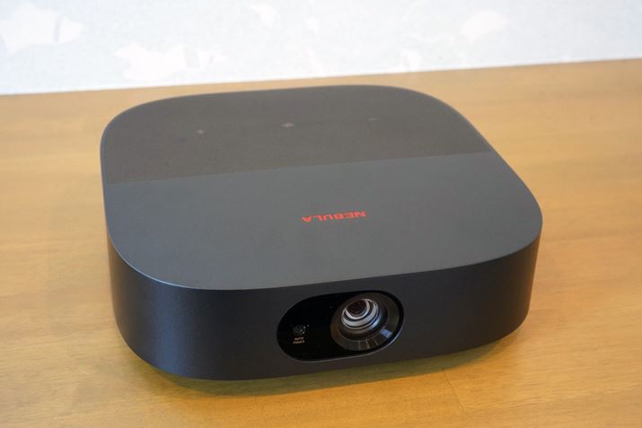 ^{fBŃobe[Anker̃oCvWFN^[ŐVfuNebula Vega Portablev