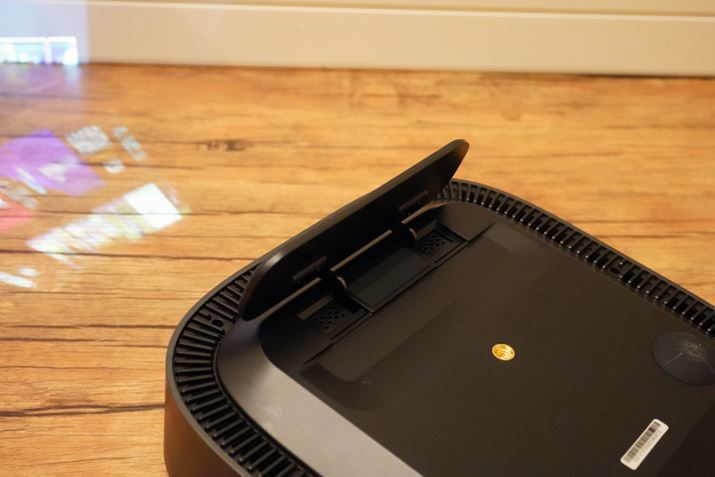 ʂ̃tbvg΁Aő13x܂ł̎΂ߏւ̓ʂ\