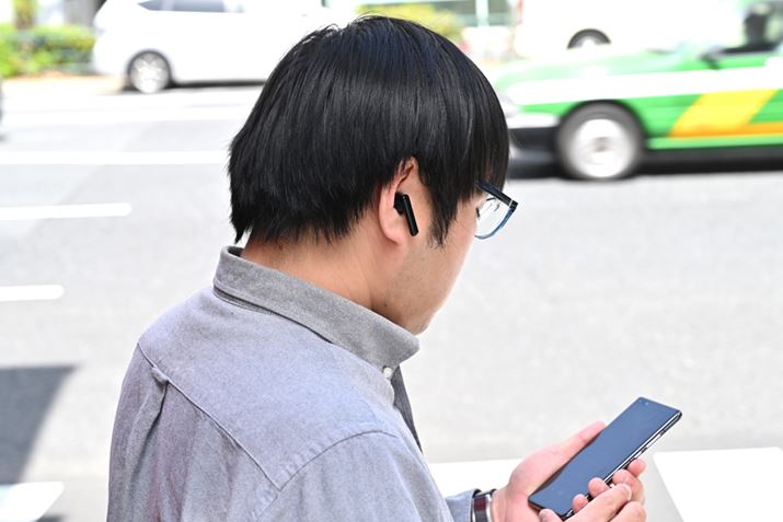 V[ɉĎIɃmCYLZǑʂ𒲐ĂuHUAWEI FreeBuds 4ivB傫ꏊłImɃmCYłĂ̂ŁAyĐɎ蓮Ń{[グ邱ƂȂȂ