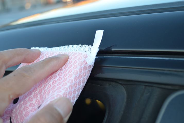 ȂVoVot̂Ȃ̂ŁAEGXނԗp̃X|WȂǂɐݍ܂ēhz܂B͎p[cɌ肵ĎĝŁAׂɓh₷uH􂢗p̃X|Wvgp܂