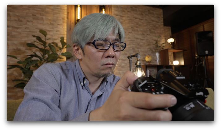 ق̏NIȊɕ␳ꂽG}[Nł