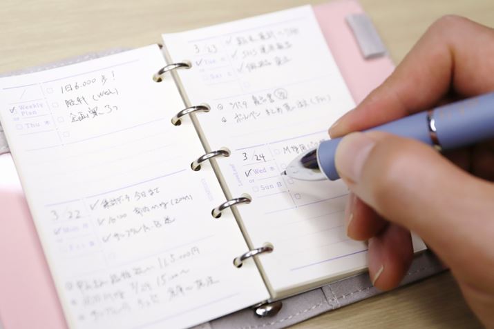 0.3mmȂAقږhTCY̎ʂɂ񂪏߂܂