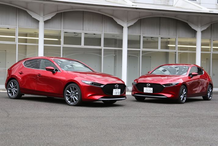 Aiǂ{ꂽ}c_uMAZDA3v́ue-SKYACTIV XvGWڎԁi摜̃Z_jƁAuSKYACTIV-D1.8vGWڎԁi摜̃t@XgobNj̐VfAꂼr悵