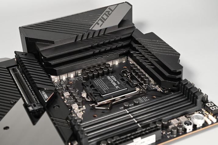 CPU܂̕Mpq[gVNBӂ񂾂ɎgĂAhȌڂǂAȂdʋ̃}U[{[hƂȂĂ