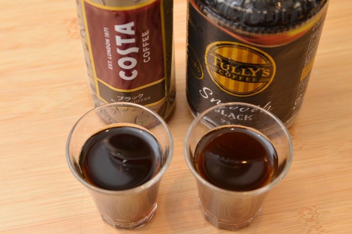 uTULLY'S COFFEE Smooth BLACK PET 500mlvƔrĈł݂ƁA傫ȈႢ邱Ƃ𔭌܂