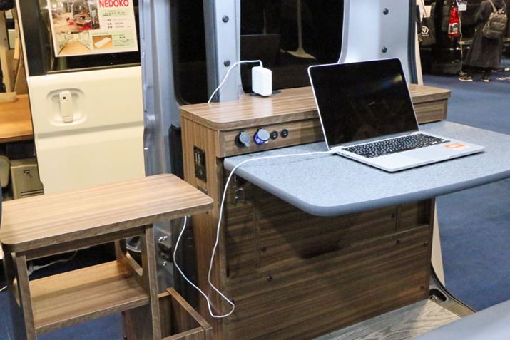 1,500W܂ł̏o͂łdĂȊÓAʂȑ͂ȂB̕Ai}Ă