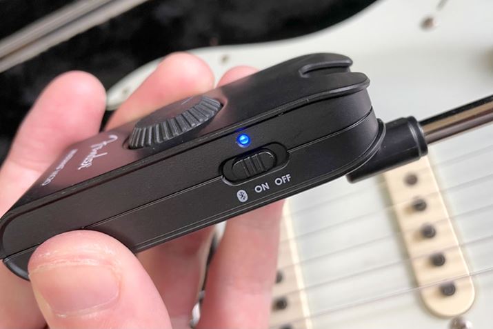 dXCb`Bluetooth}[N2bقډ݁ALEDɓ_̂mF