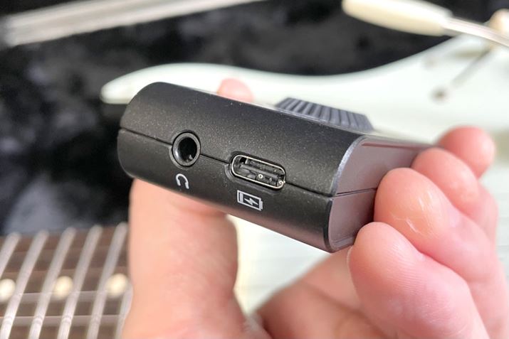 [dPCƂ̐ڑɎgUSB-C[qBobe[쓮͍ő6Ԃł