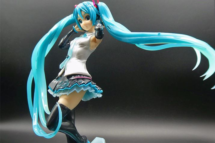 2e̓o[`AChLN^[́u~NvB̃Of[V𔼓fނŕ\Ă܂