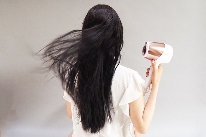 OwAюUقǂ̕ʂŁAőp[Ƃ̔̒ł5قǂŊ܂Bd͍͂ő1,200Wł