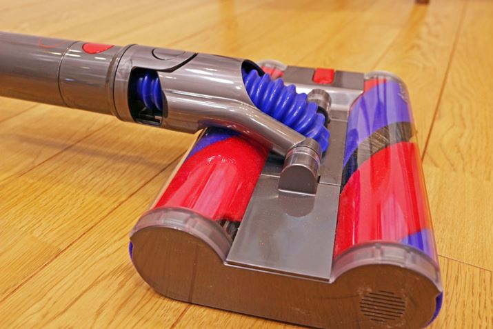 wbhƐڂ镔̃pCvwbhɉ悤Ȍ`ɂ邱ƂŁA180°tbgɐQƂ