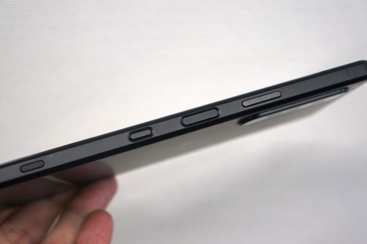 EʂɁA{[AwZT[dAGoogleAVX^gAVb^[̊e{^zu