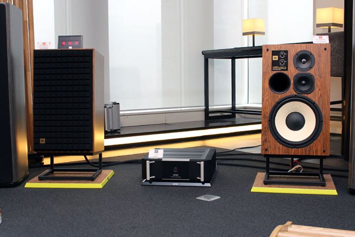 `[Nނ̖ؖڂۓIȊOςɂȂL100 Classic 75Bg_ȍuQuadrexOv̗pBXs[J[X^huJS-120v