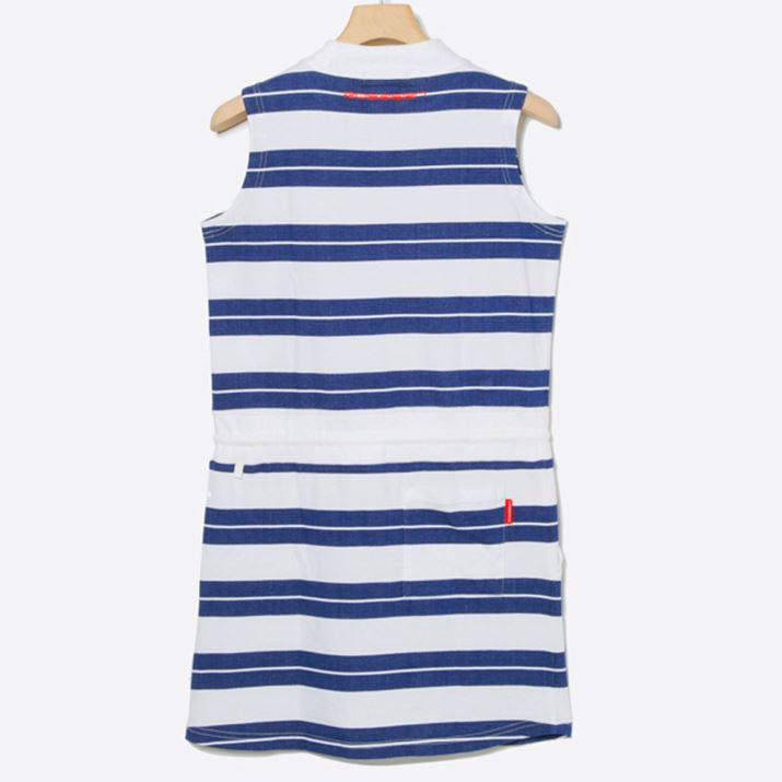 F͎ʐ^̃lCr[̂قAO[AIWp