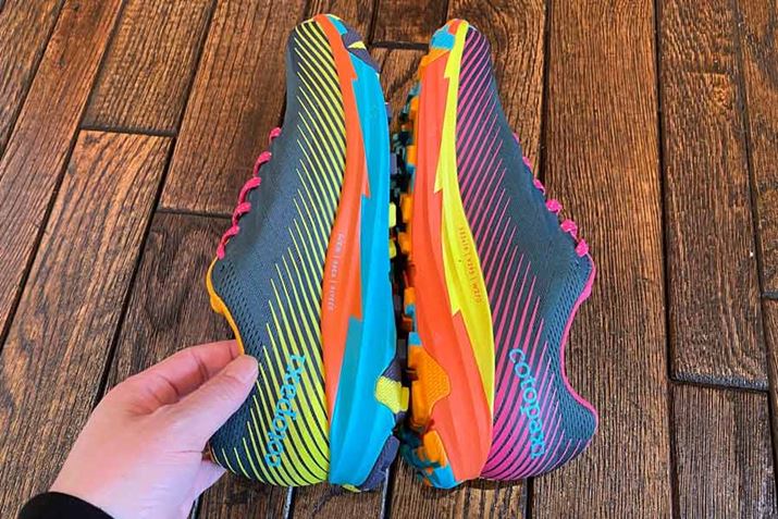 VѐSӂAEΏ̂̃fUCɂЂ܂