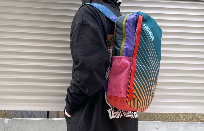 V[YƓɁARZvg̃obNpbNuHOKA X COTOPAXI BATAC 16Lv[XBMӂ鐸_\N₩ȃJ[̗pAtgɃzJ IlIlƃRgpNṼSzʎdlłBzF́AEl̍ٗʂɔCĂ炵A̓ɗpӂłfނRɑgݍ킹Ă̂ŁA1_ƂɔzFقȂA܂ɐEɂЂƂ̃fUCƂBTCgíA12,100~