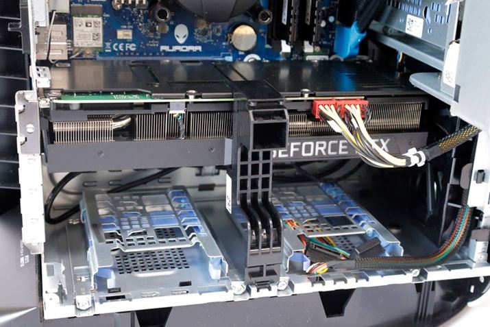 rfIJ[h͑傫߂GeForce RTX 3080 10GB GDDR6XB񎎂f͋łA⃆jbgIׂ܂