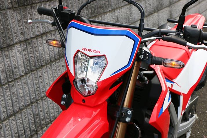 LEDƂȂtgCg͏]fTCY͏Ȃ̂́AL͈͂ψɏƎˉ\BECJ[LEDĂ