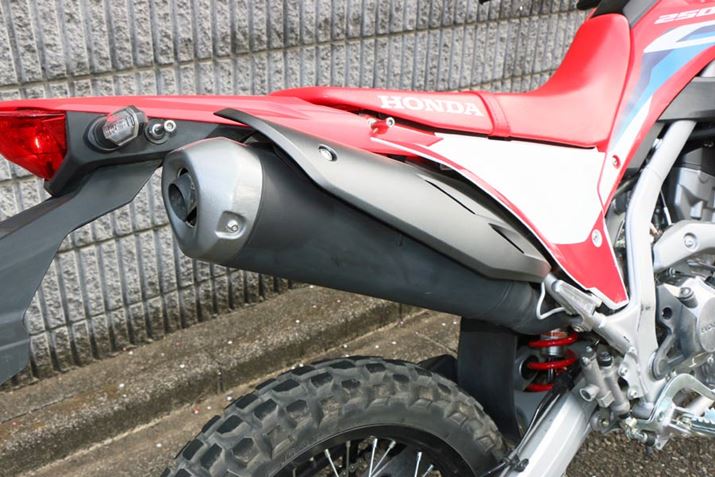 }t[̃fUC傫ςĂȂA]fpXĈ悢rCƂȂ