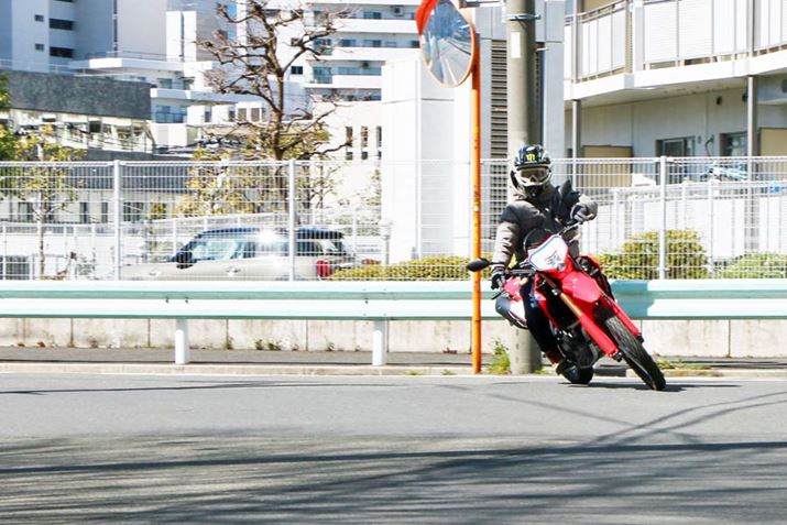 V[gאgȂƂāAIt[hԂ炵[AEgŎԑ̂X̂Ԃ肭