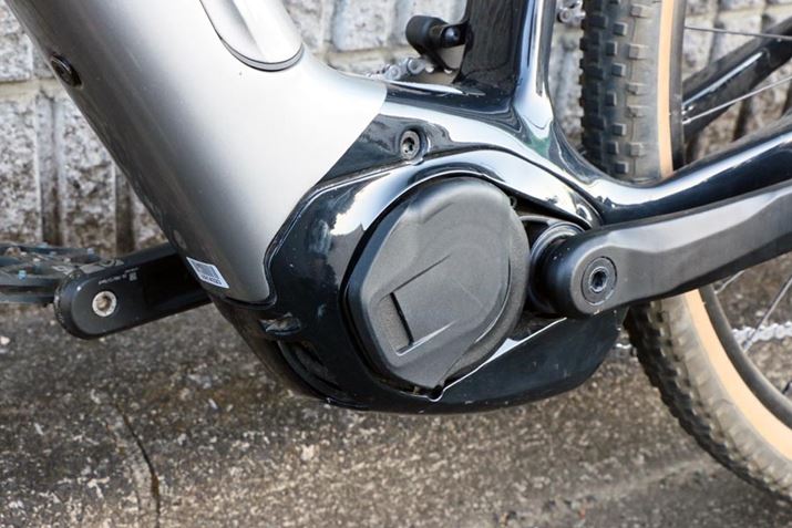 hCujbg75Nm̍őgN𔭊A{bV̍ŏ㋉O[huPerformance Line CXvBfނɃ}OlVE𑽗pȂǂČyʉ}Ă