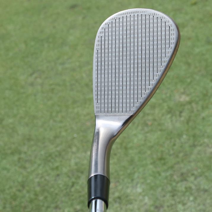 lbN܂ł̓bL{Ă܂AtF[Xʂ̓m[bLɂȂĂ܂BbL̗LɂăXsʂ͕ςȂƌĂ܂Aoʂ~[ǑʑiȂǁAʂoƂf[^邩炱[J[͂{Ă̂ł傤