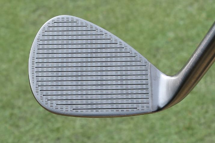 50°54°܂ł͒ʏ̍ałA56°ȏ͎ʐ^̂悤ɁAtF[XSʂɍał܂B́AuoJ[ȂǁAtF[XJVbgł肵ăXs邽߂̏uł