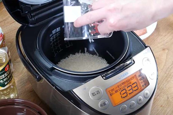 ܂́AʂɂĂ𐆔т鏀܂BȂAƓꍇ́Aтł邨Ă̗ʂɏ܂B킵̓^CK[̐iy[W