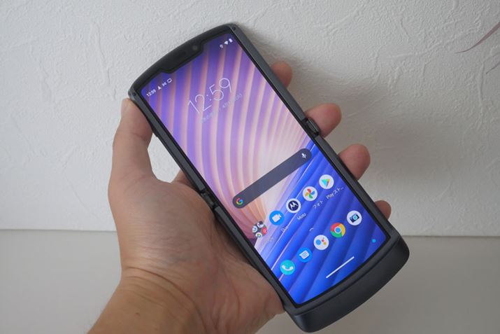 [JƁAʓIȃX}[gtHɋ߂`łAx[͑傫߂ł