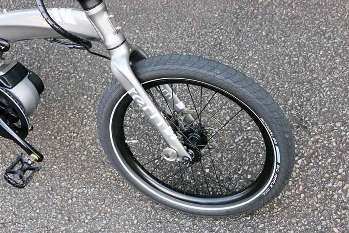 2.15C`̑^C𗚂Ă邱ƂA͋ۂɂЂƖ𔃂Ă